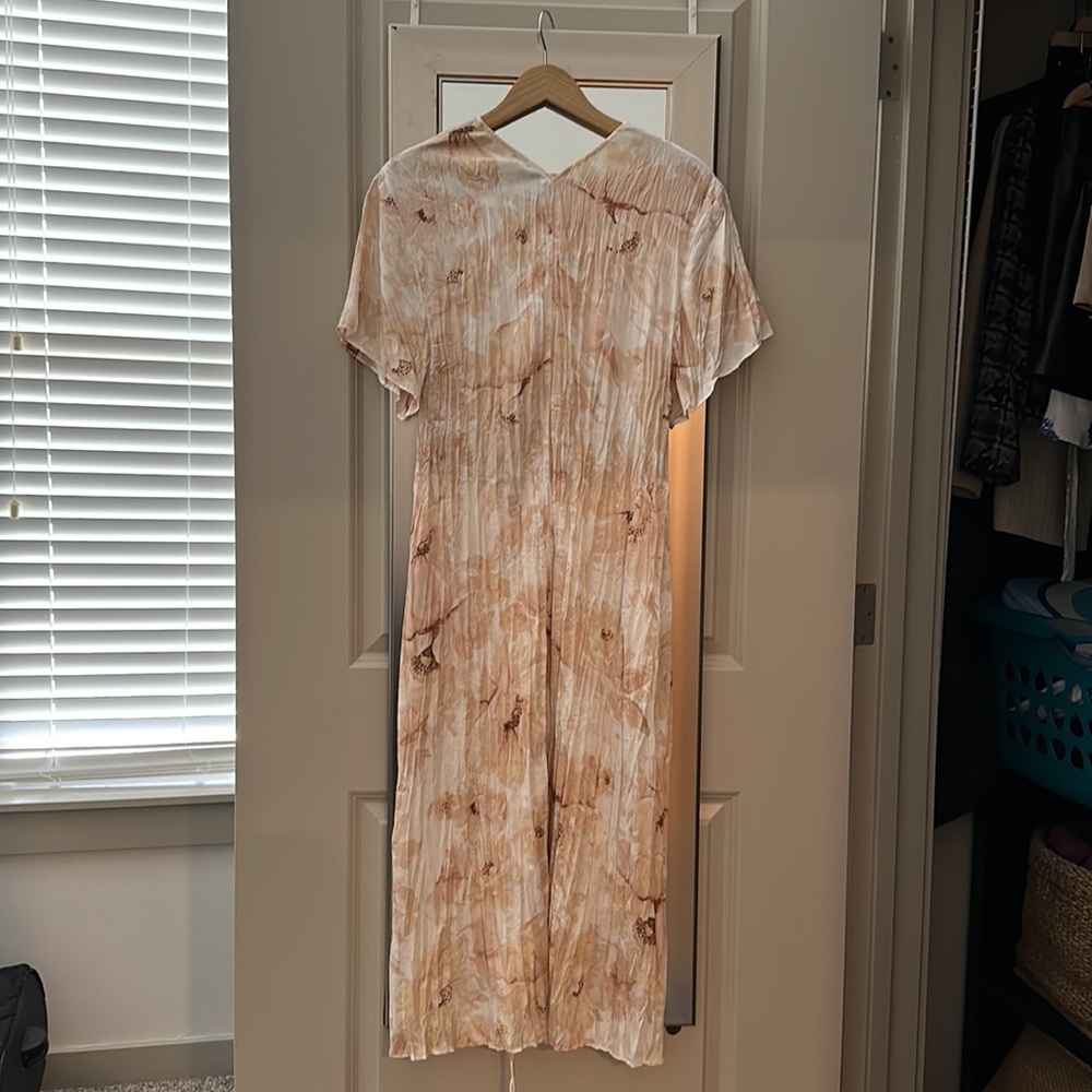 Flower Pattern Midi Dress - Picture 3 of 3
